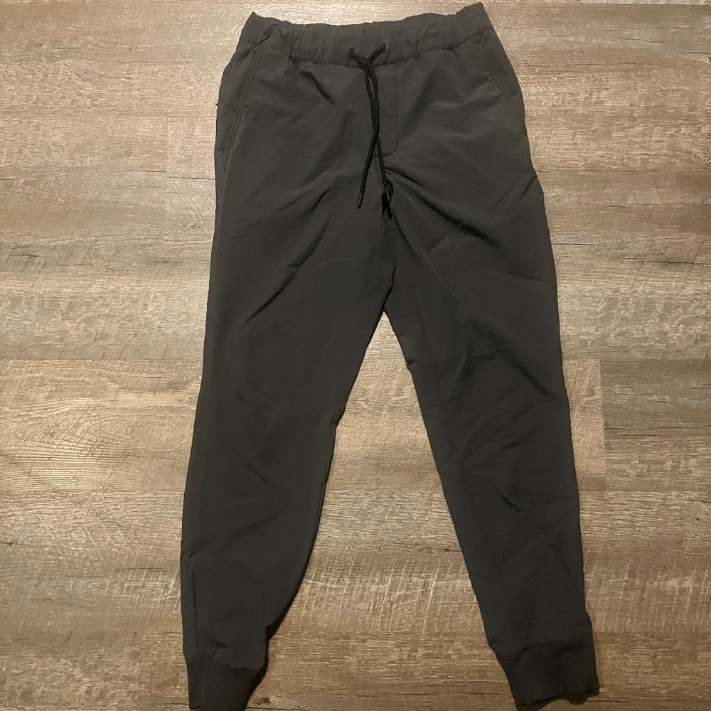 StretchTech Grey Jogger Pants – Size S